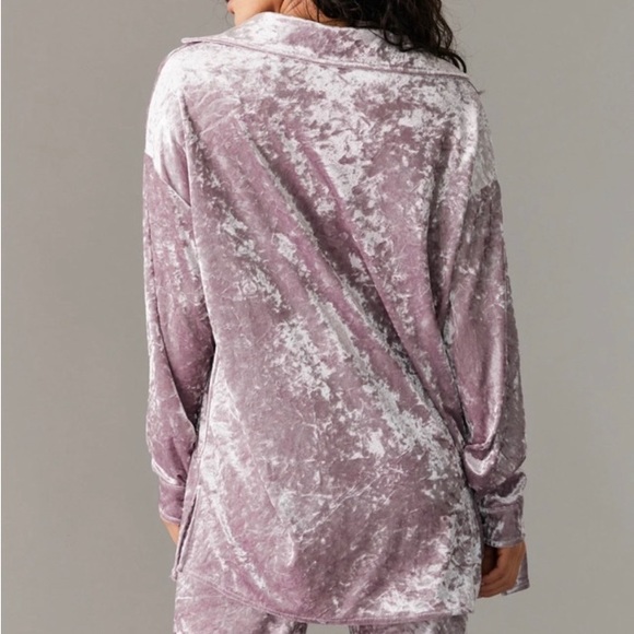 PLAYBOY VELVET SHACKET - Picture 3 of 3